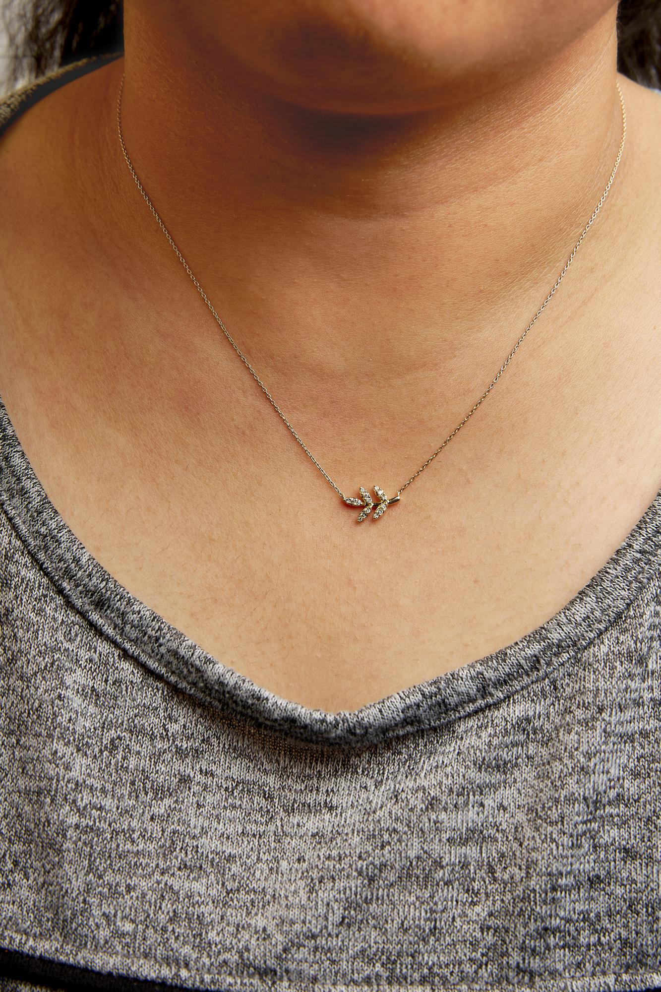 10K Yellow Gold 1/10 Cttw Diamond Leaf and Branch 18" Pendant Necklace (H-I Color, I1-I2 Clarity) by Haus of Brilliance - Image 4