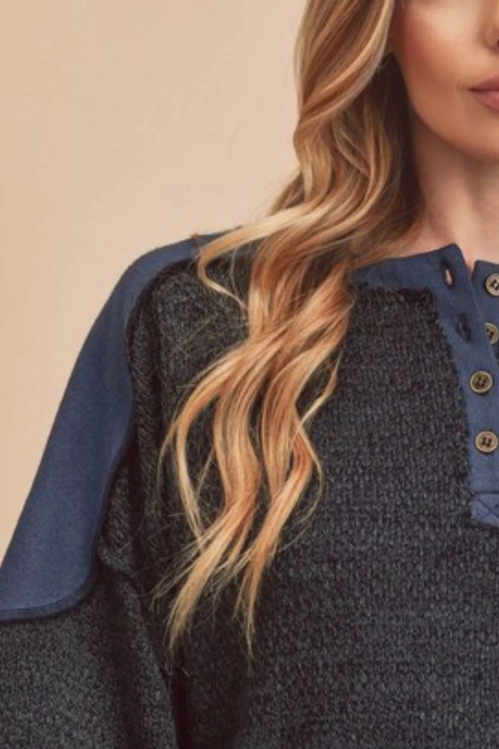 Aemi + Co Side Slit Button Detail Contrast Shoulder Sweatshirt - Image 3
