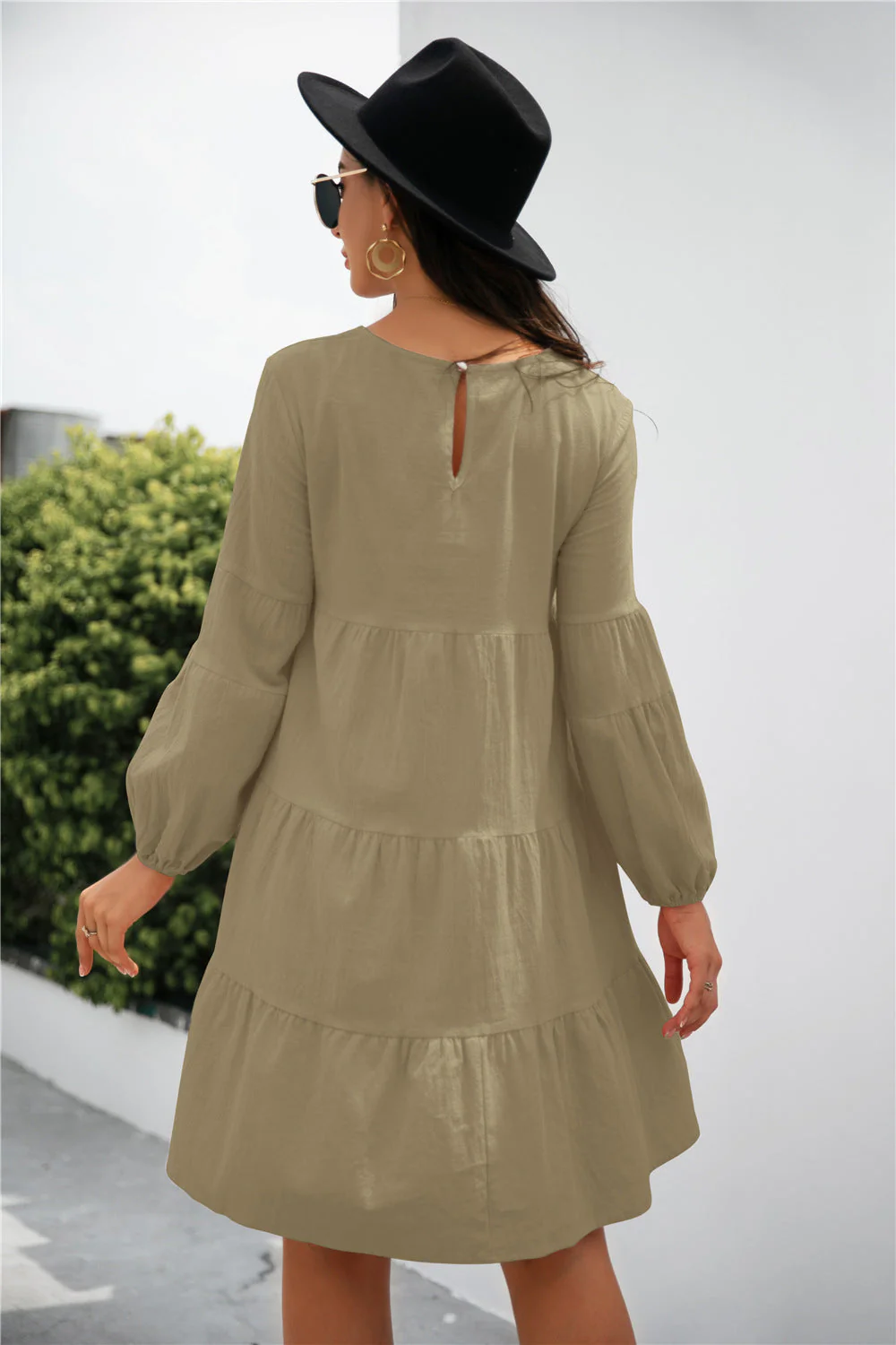 Balloon Sleeve Keyhole Tiered Dress - Image 14