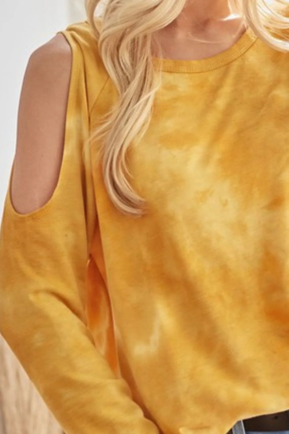 BiBi Tie-Dye French Terry Round Neck Cold Shoulder T-Shirt - Image 3