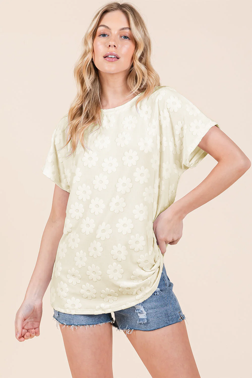 BOMBOM Textured Floral Pattern Short Sleeve T-Shirt - Image 3