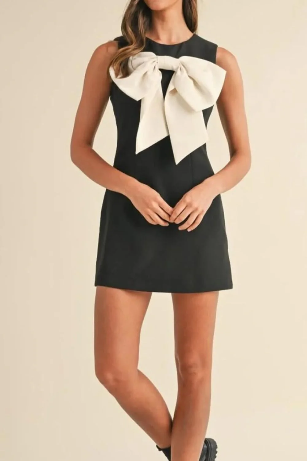 Bow Contrast Sleeveless Mini Dress - Image 3