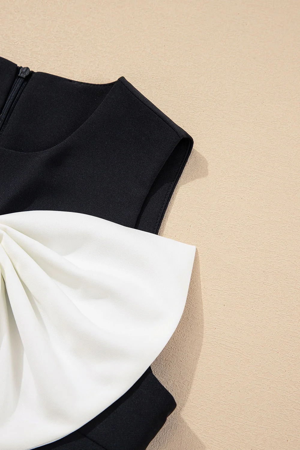 Bow Contrast Sleeveless Mini Dress - Image 6