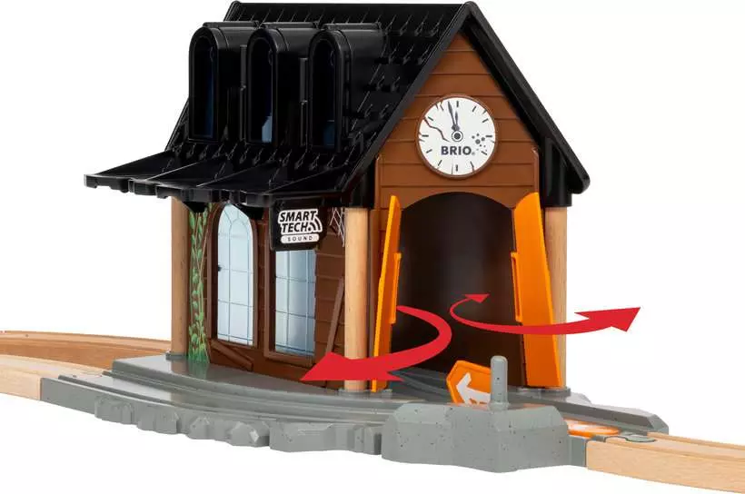 Brio: World Smart Tech Sound Spooky Train Station - Image 5