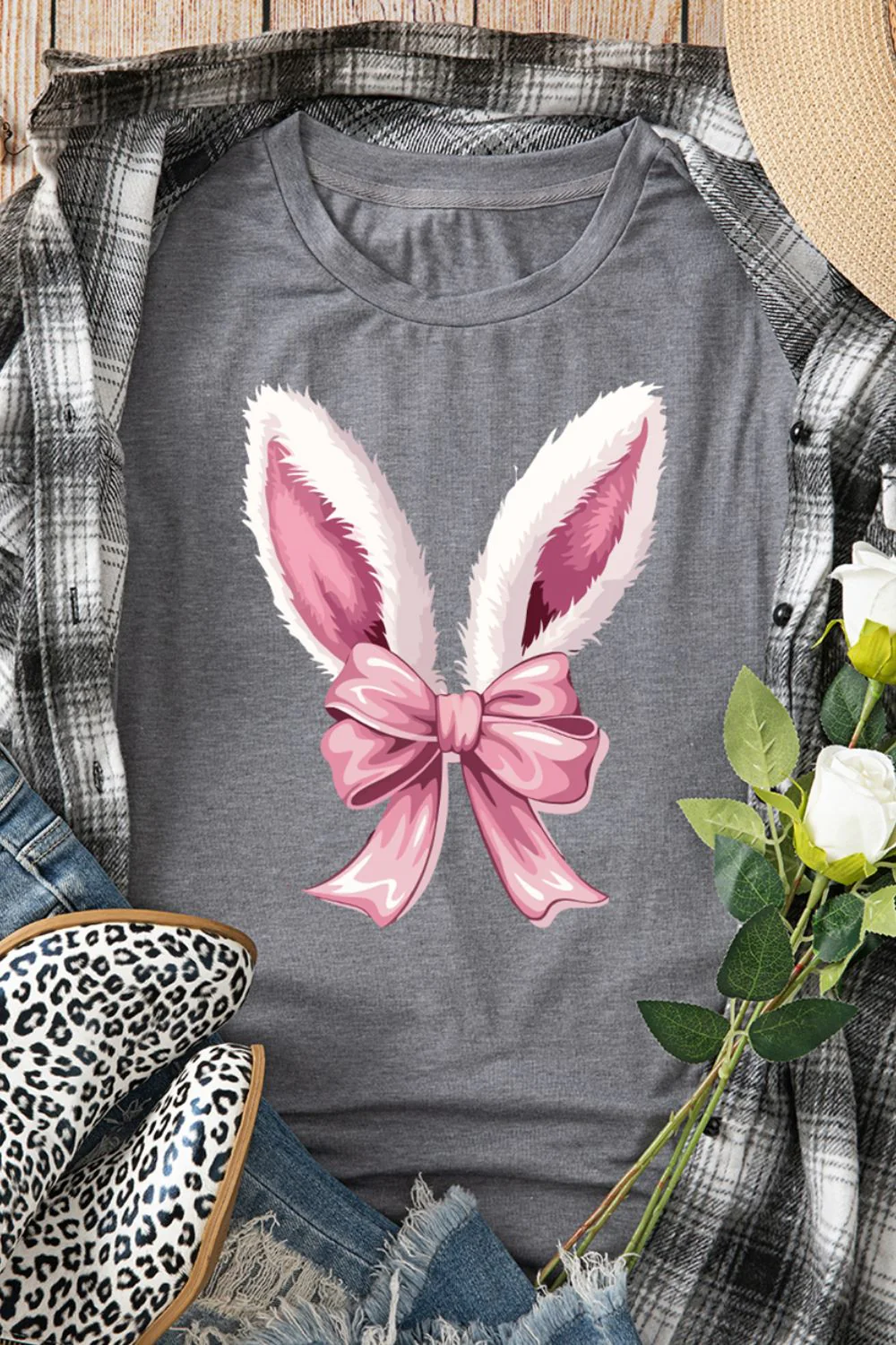 Bunny Ear Bow Graphic Short Sleeve T-Shirt - Image 4