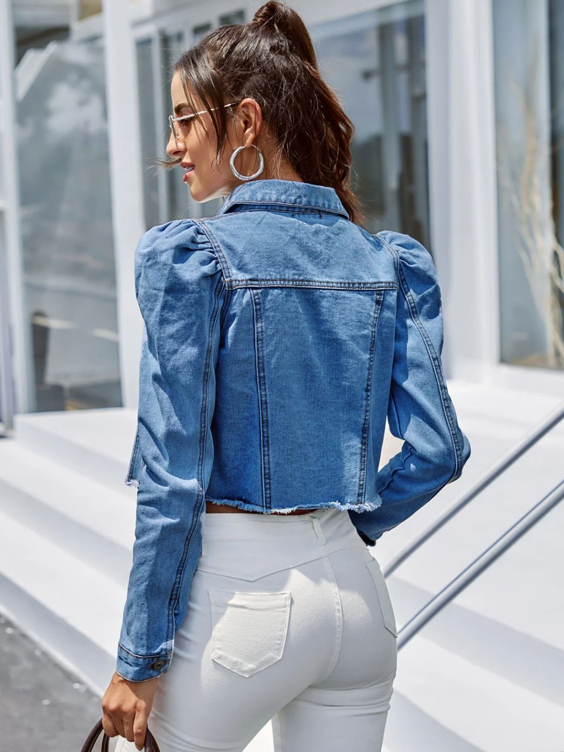 Button Down Raw Hem Cropped Denim Jacket - Image 12