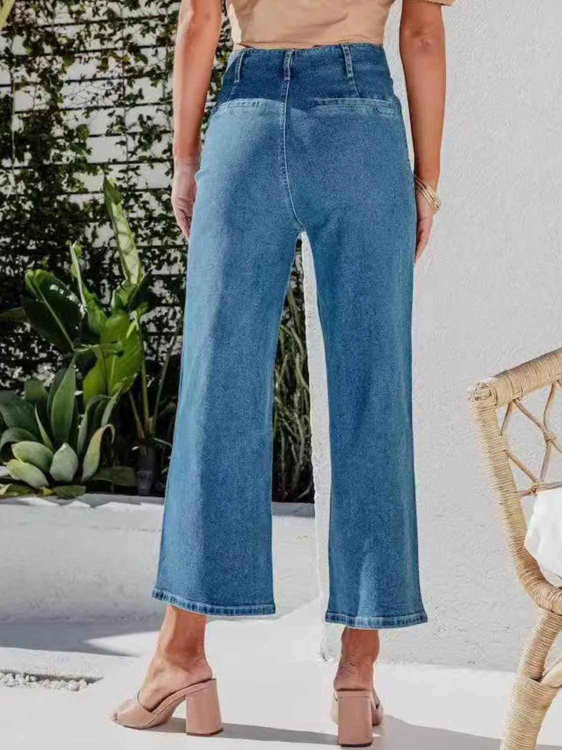 Button Fly Cropped Jeans with Pockets - Image 2