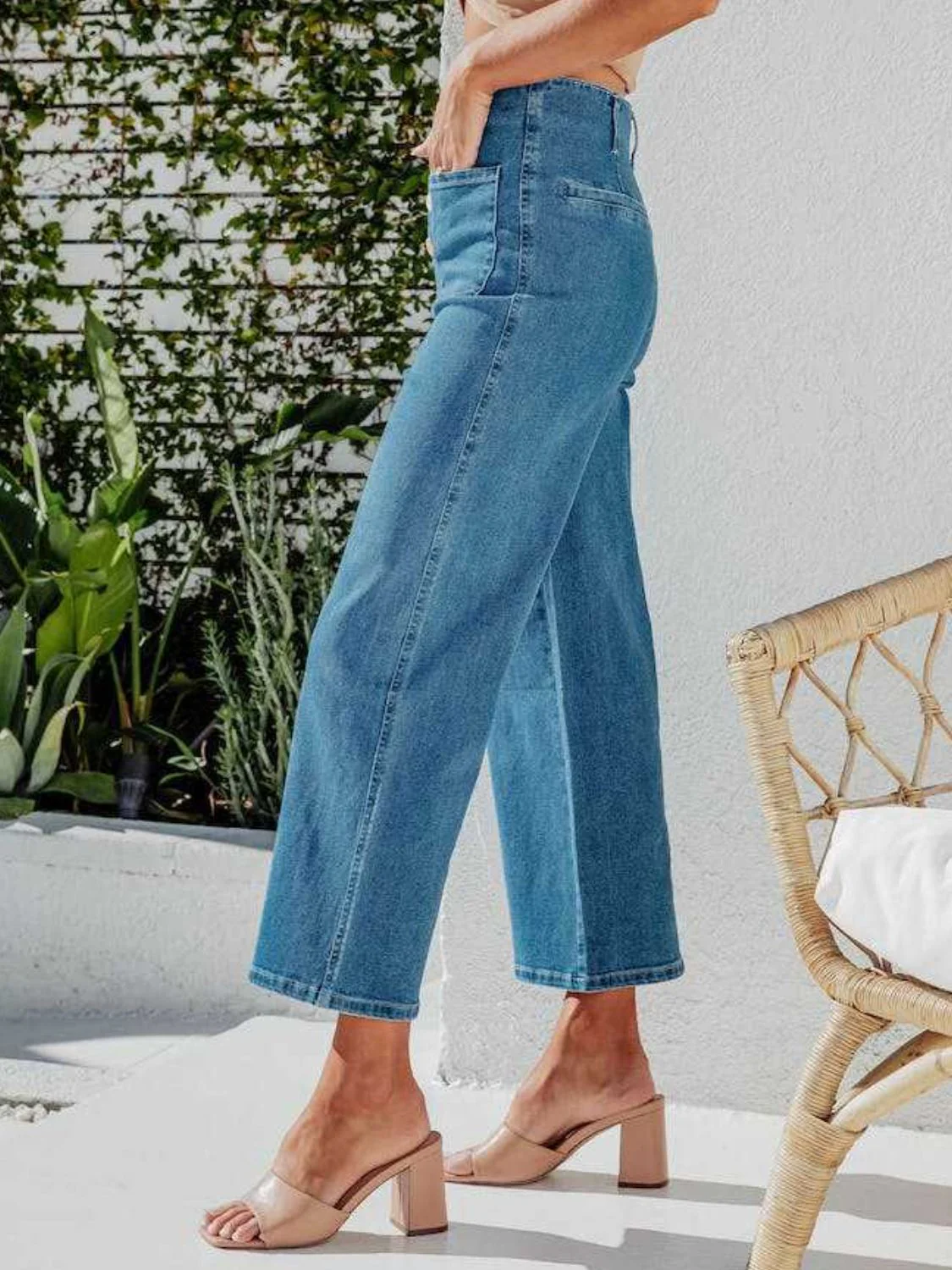 Button Fly Cropped Jeans with Pockets - Image 3
