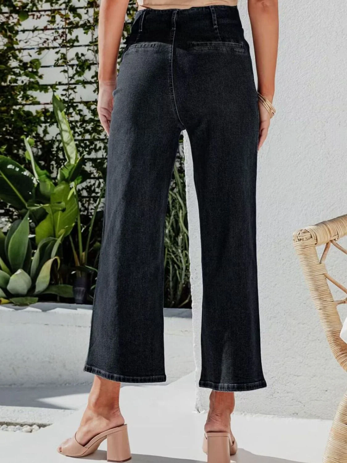 Button Fly Cropped Jeans with Pockets - Image 6