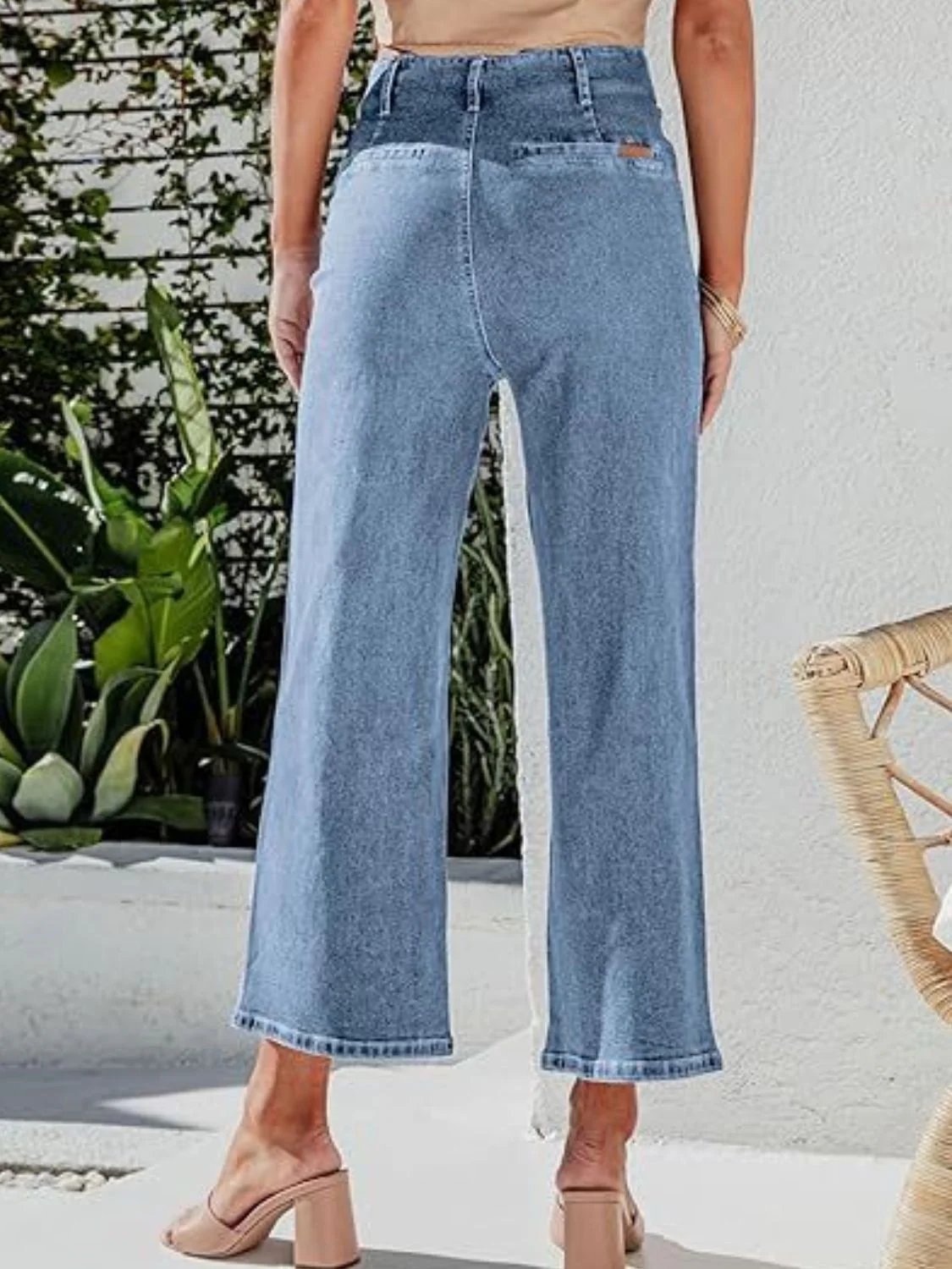 Button Fly Cropped Jeans with Pockets - Image 9