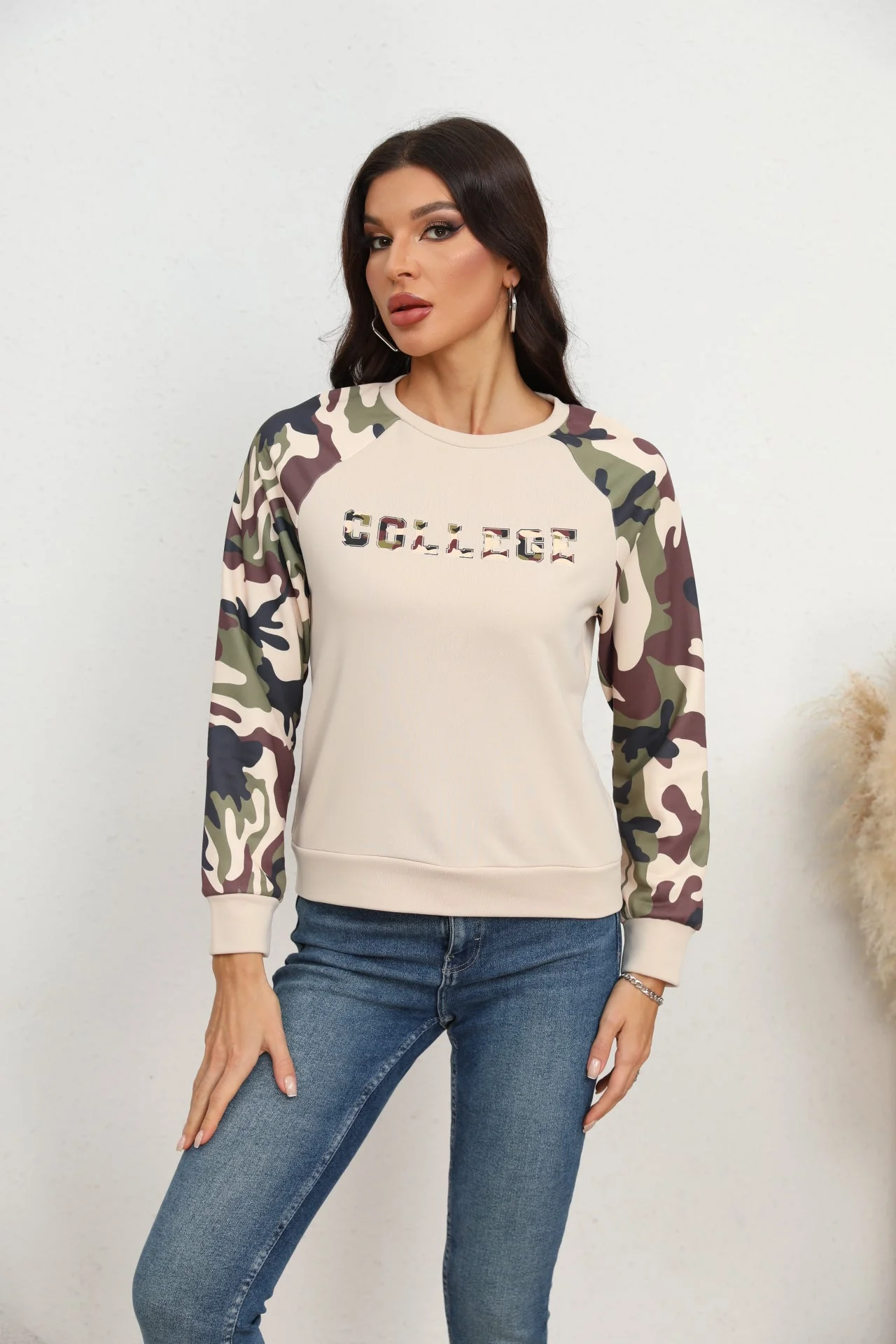 Camouflage Raglan Sleeve Sweatshirt - Image 3