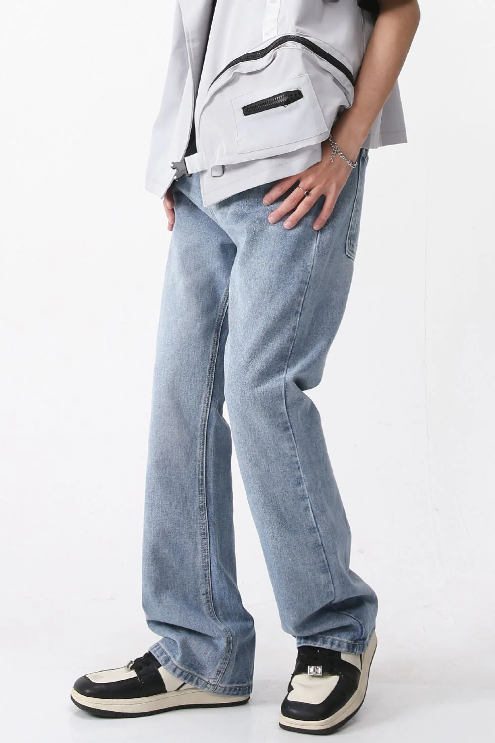 Cat's Whiskers Jeans with Pockets - Image 2