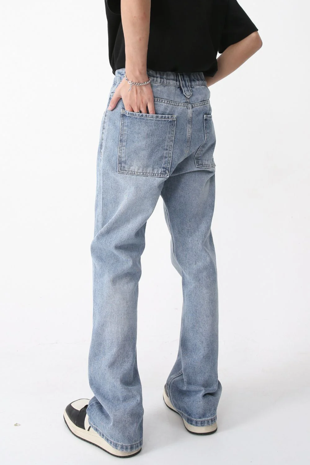 Cat's Whiskers Jeans with Pockets - Image 3