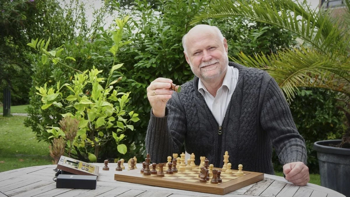 Chess Classics Exclusive Chess Computer by Millennium by Chess House - Image 3