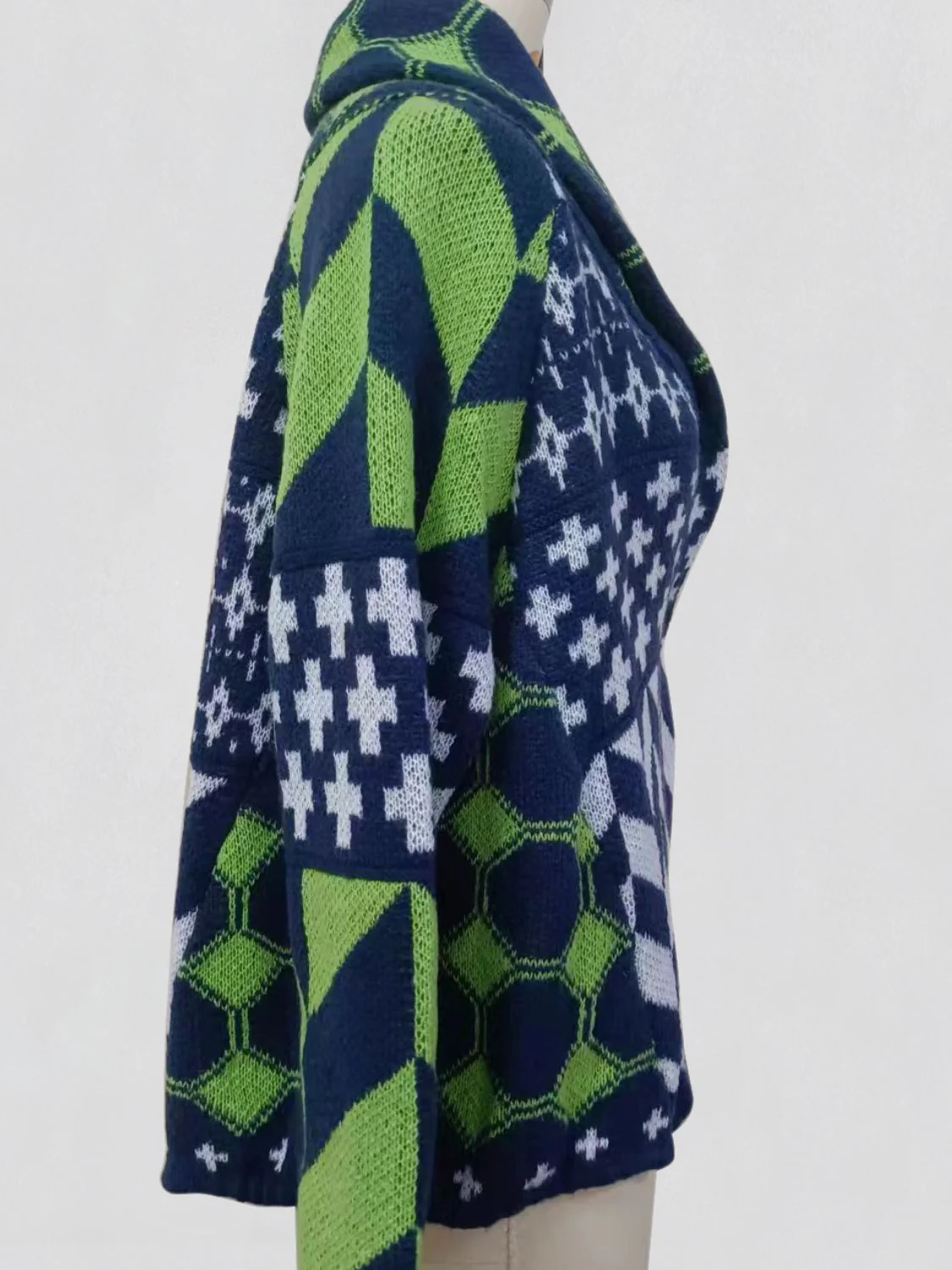 Collared Neck Long Sleeve Cardigan - Image 15
