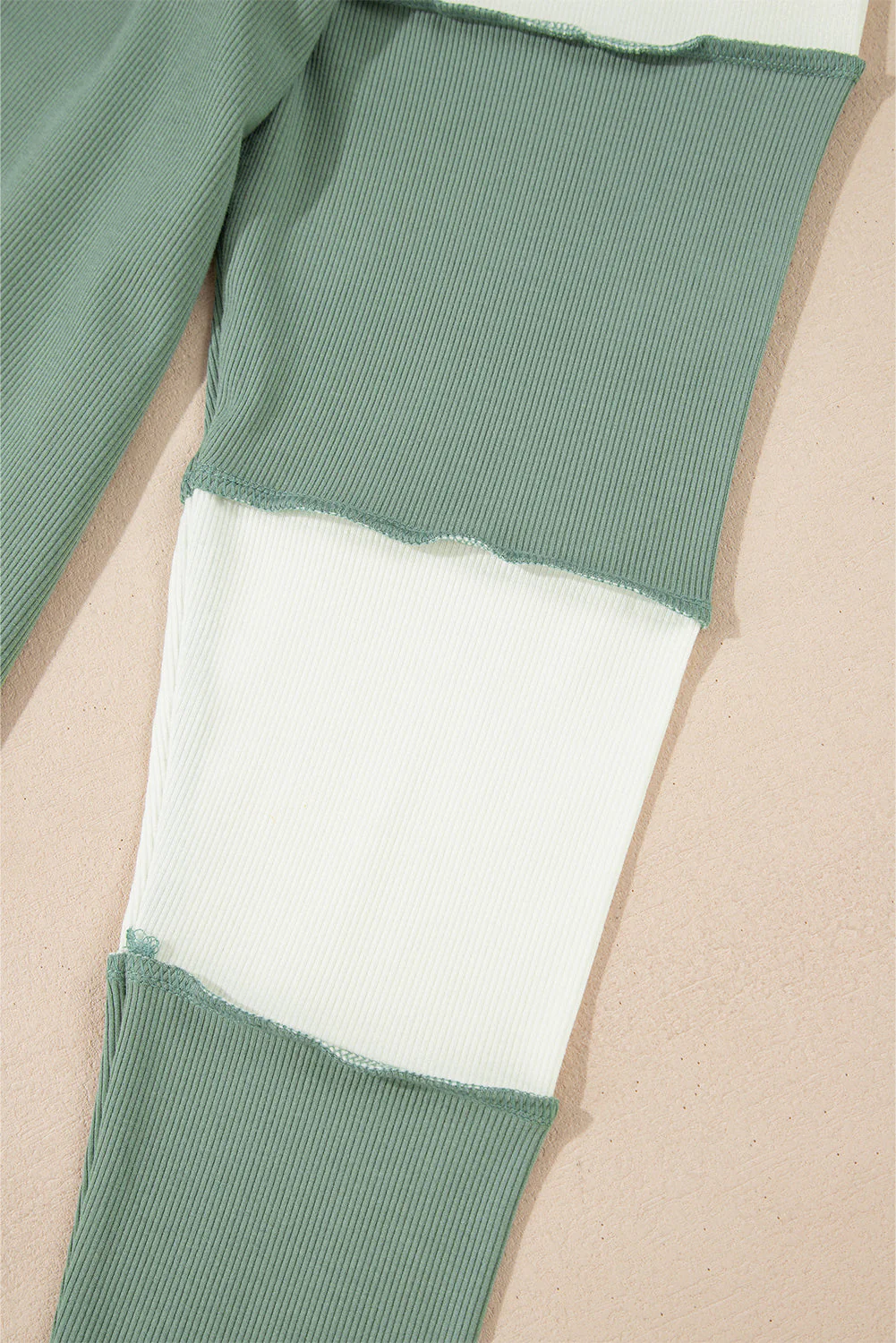 Color Block Round Neck Raglan Sleeve Top - Image 7