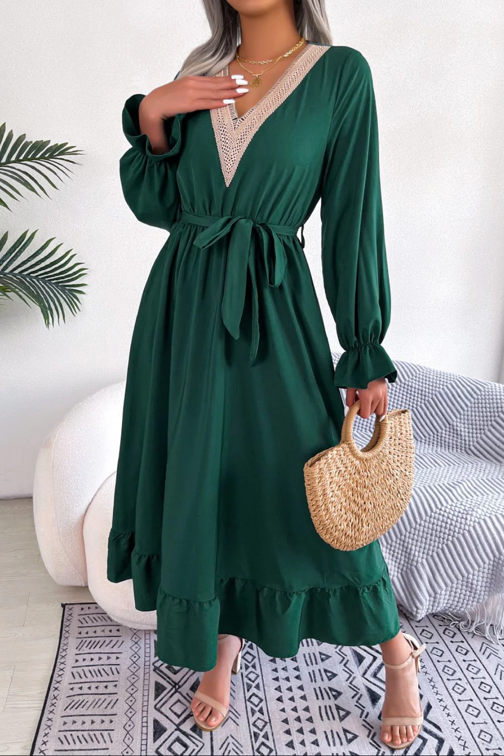 Contrast Belted Flounce Sleeve Dress - Image 5