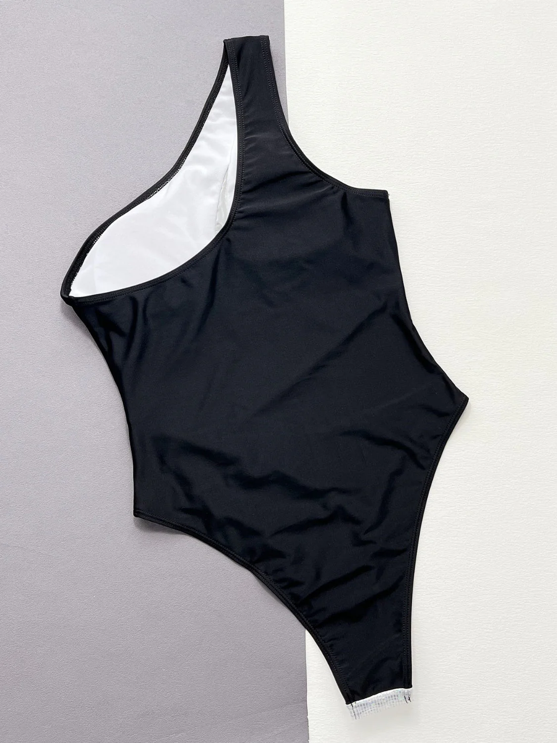 Contrast Panel One-Piece Swimsuit - Image 6