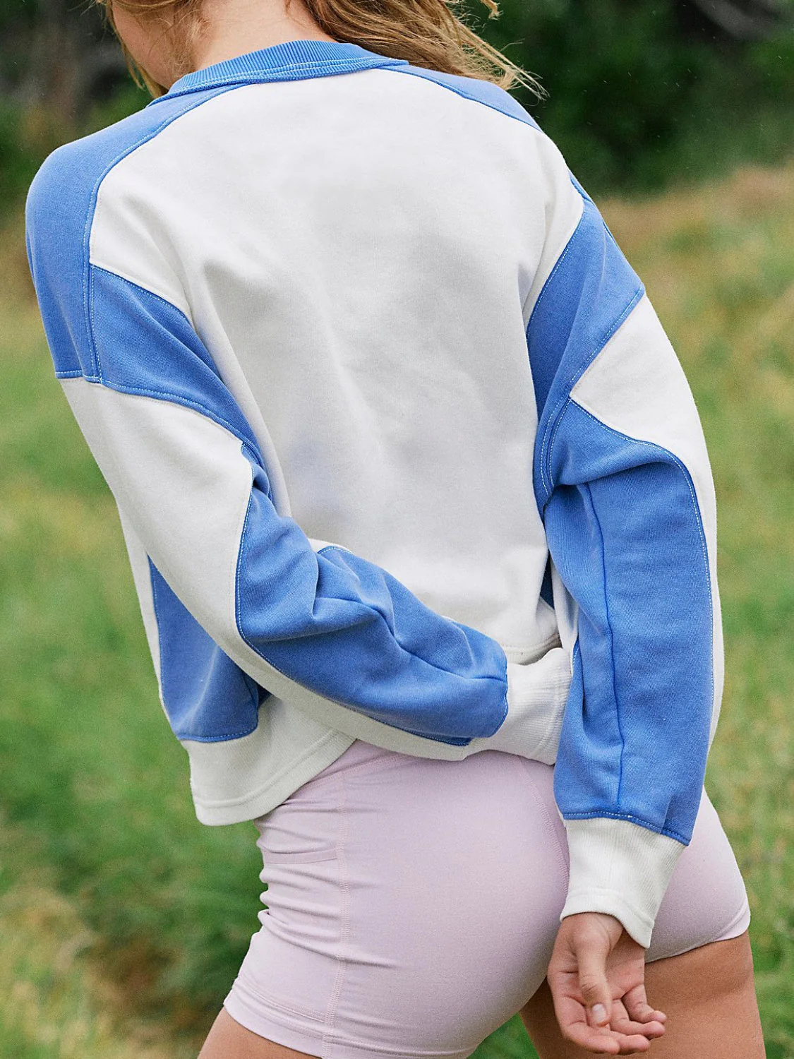 Contrast Round Neck Long Sleeve Sweatshirt - Image 2
