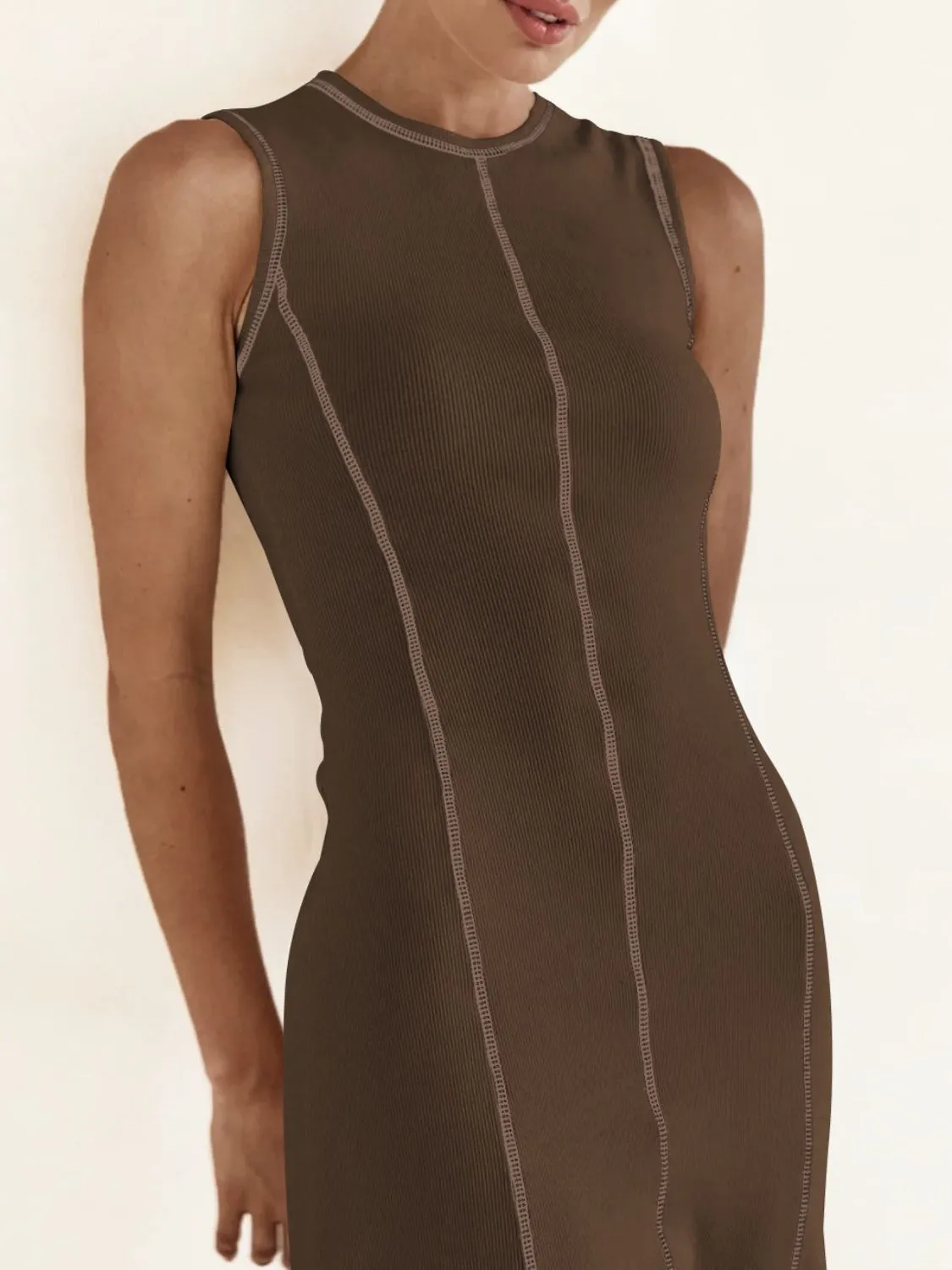 Contrast Stitching Round Neck Sleeveless Midi Dress - Image 31