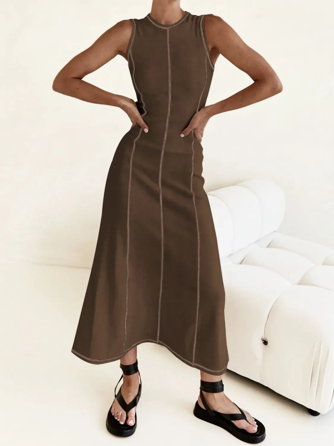 Contrast Stitching Round Neck Sleeveless Midi Dress - Image 32