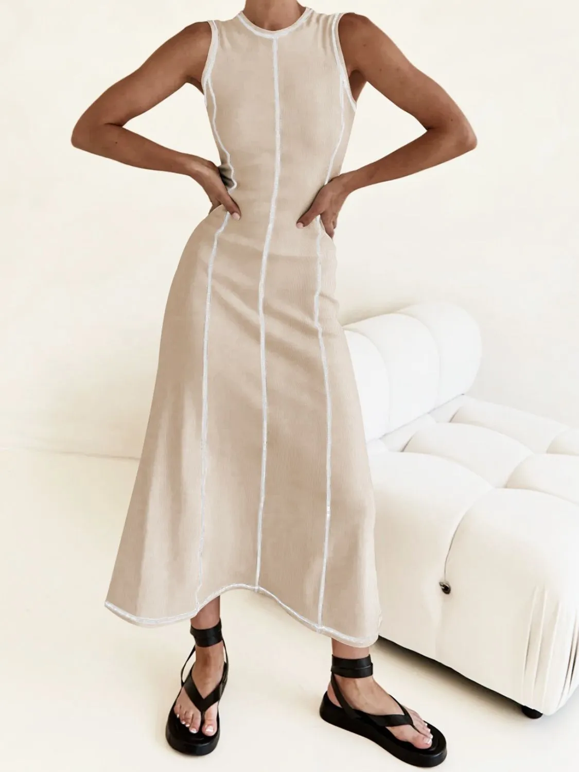 Contrast Stitching Round Neck Sleeveless Midi Dress - Image 4