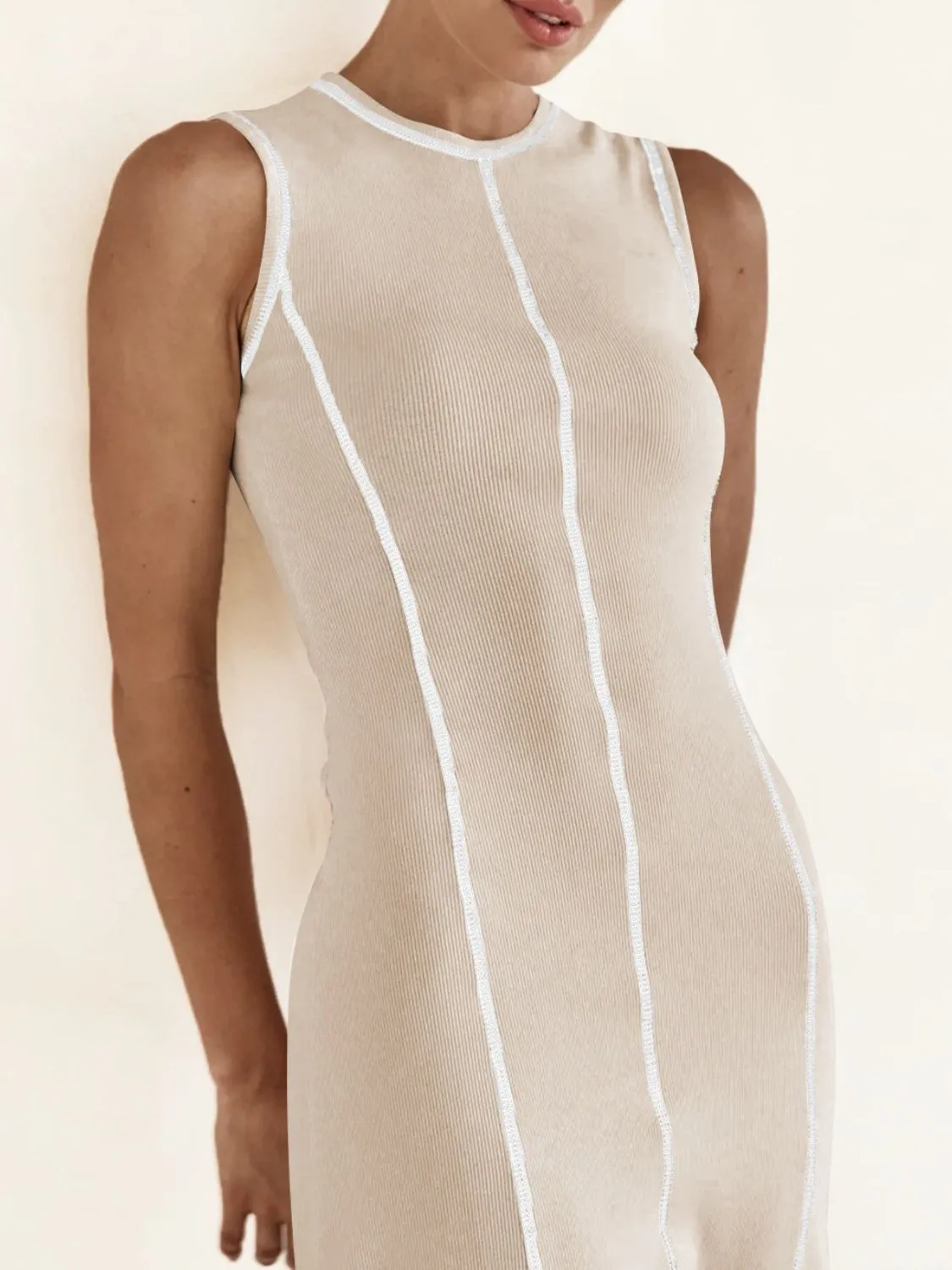 Contrast Stitching Round Neck Sleeveless Midi Dress - Image 5