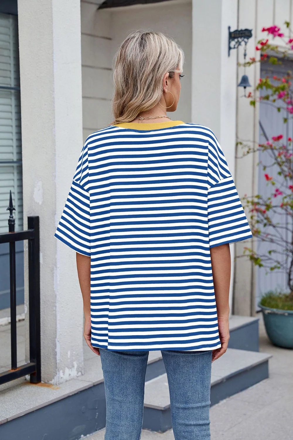 Contrast Striped Round Neck Half Sleeve T-Shirt - Image 4