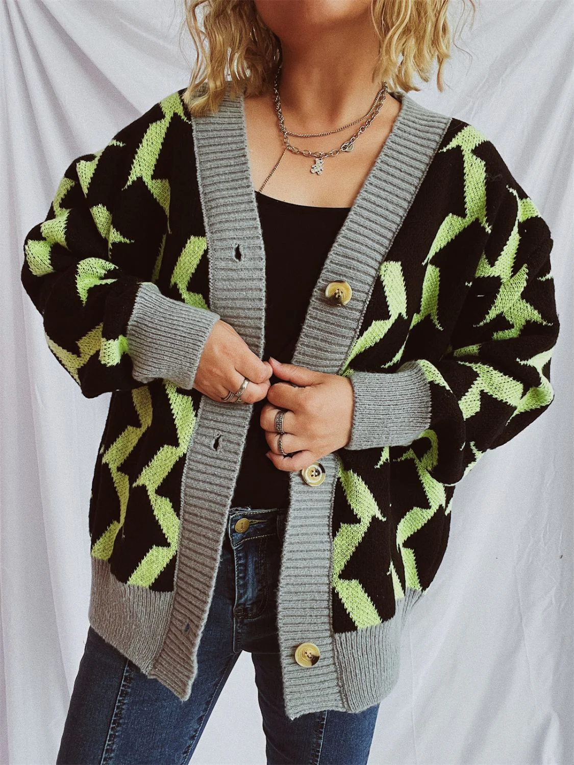Contrast Trim Geometric V-Neck Long Sleeve Cardigan - Image 14
