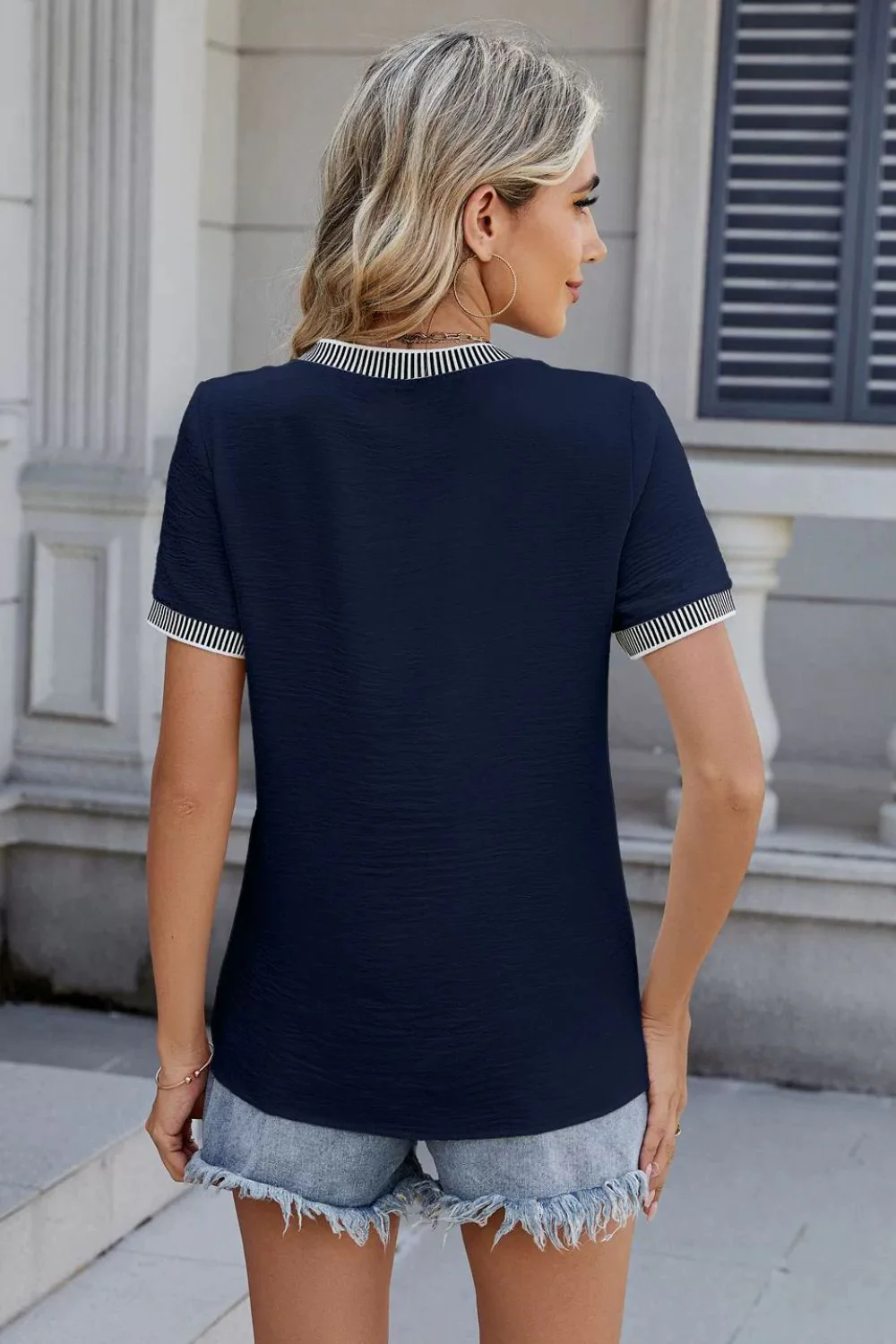 Contrast Trim Round Neck Short Sleeve T-Shirt - Image 15