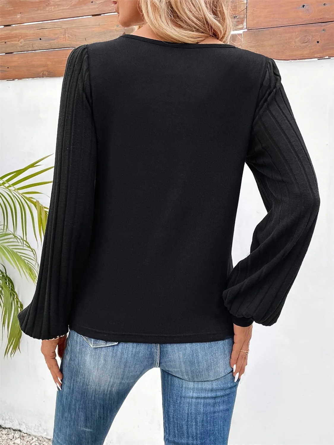 Contrast V-Neck Long Sleeve T-Shirt - Image 2