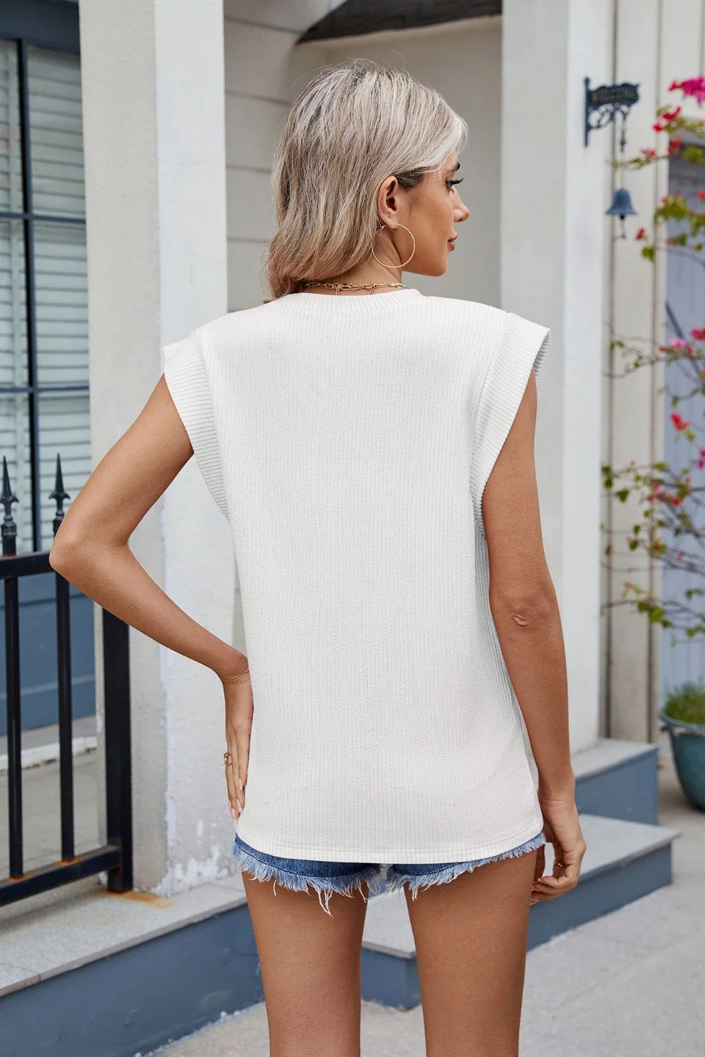 Corded Rib Round Neck T-Shirt - Image 2