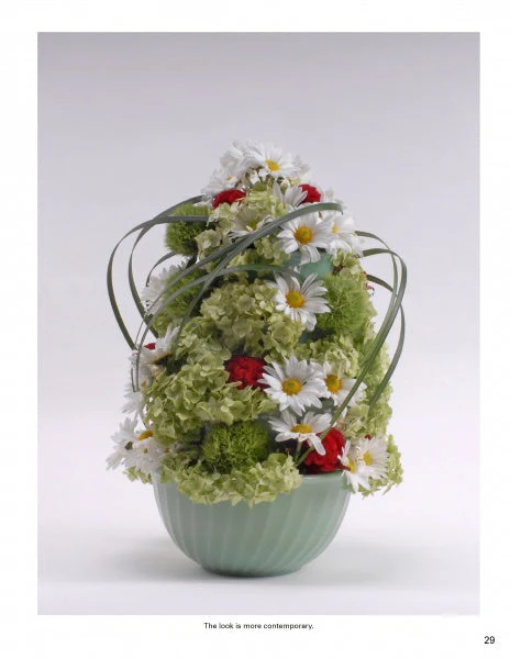 Creating Floral Centerpieces by Schiffer Publishing - Image 4