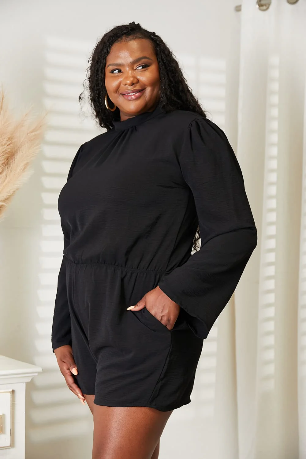 Culture Code Full Size Open Back Romper with Pockets - Image 4