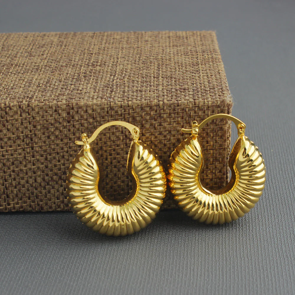 Cute 14k Gold Bamboo Hoop Earrings - Image 4
