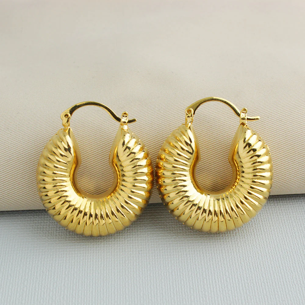 Cute 14k Gold Bamboo Hoop Earrings - Image 5