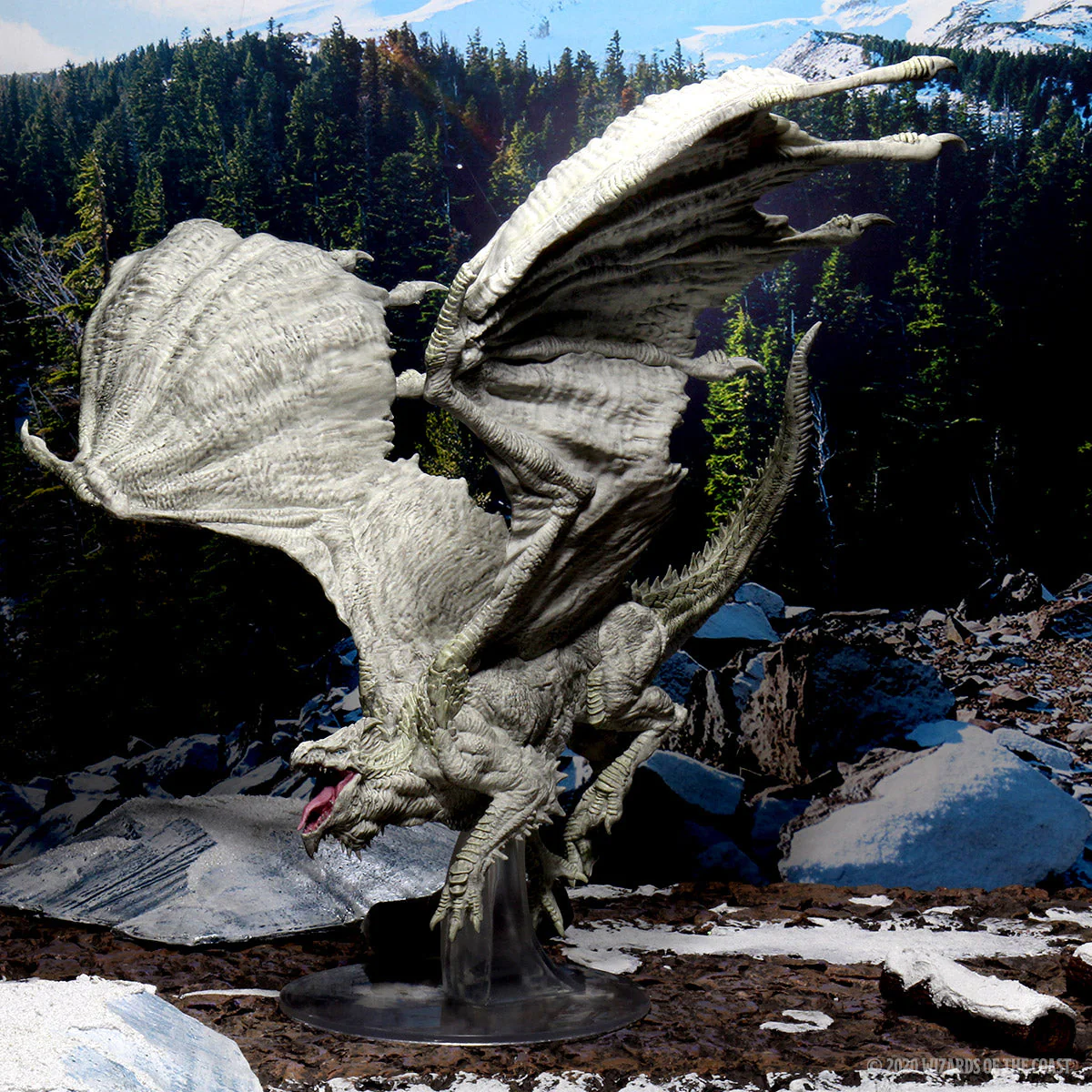 D&D: Icons of the Realms - Adult White Dragon Premium Figure - Image 11
