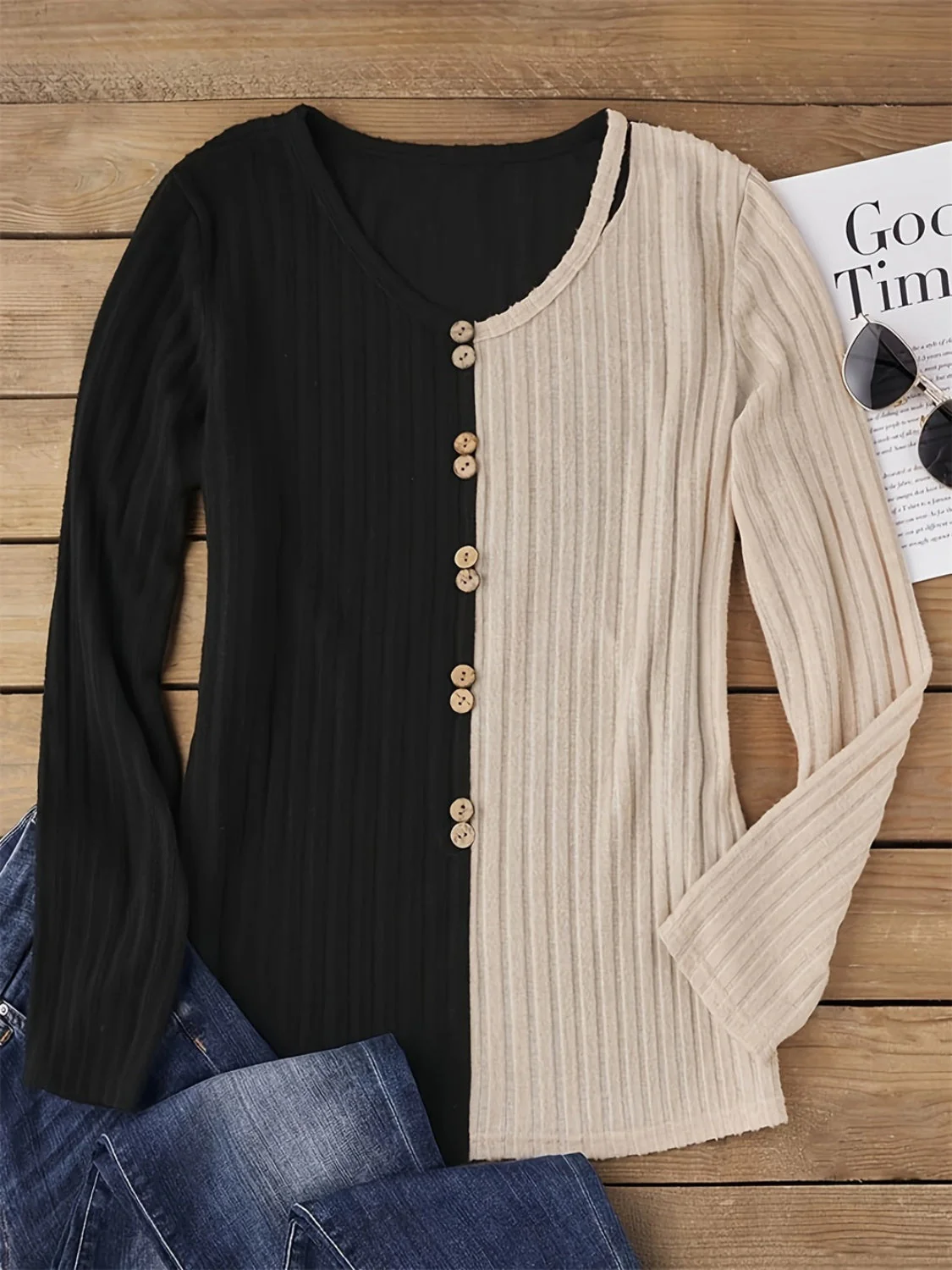 Decorative Button Contrast Round Neck Long Sleeve T-Shirt - Image 3
