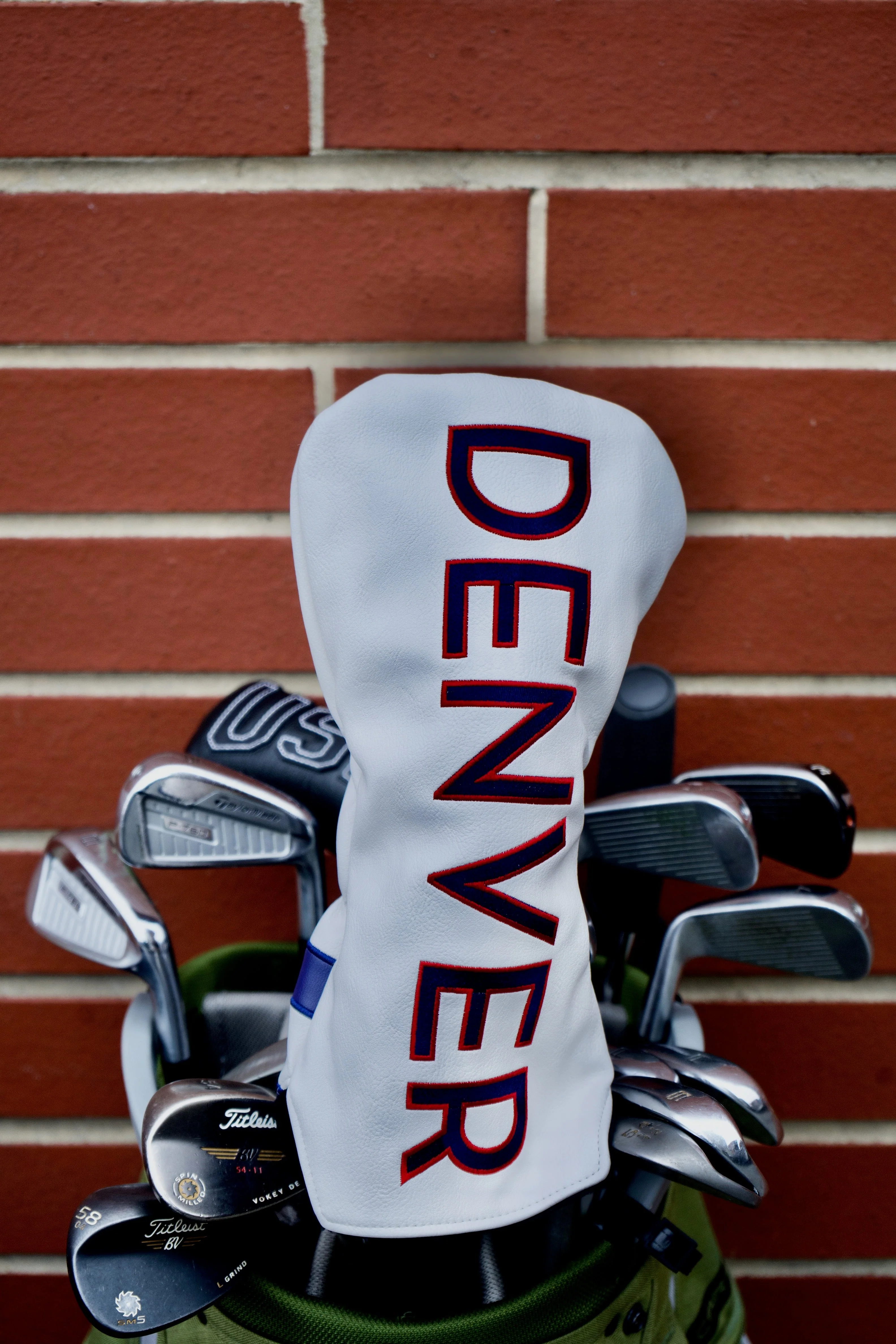 Denver Club Cover by 1803 Golf - Image 5