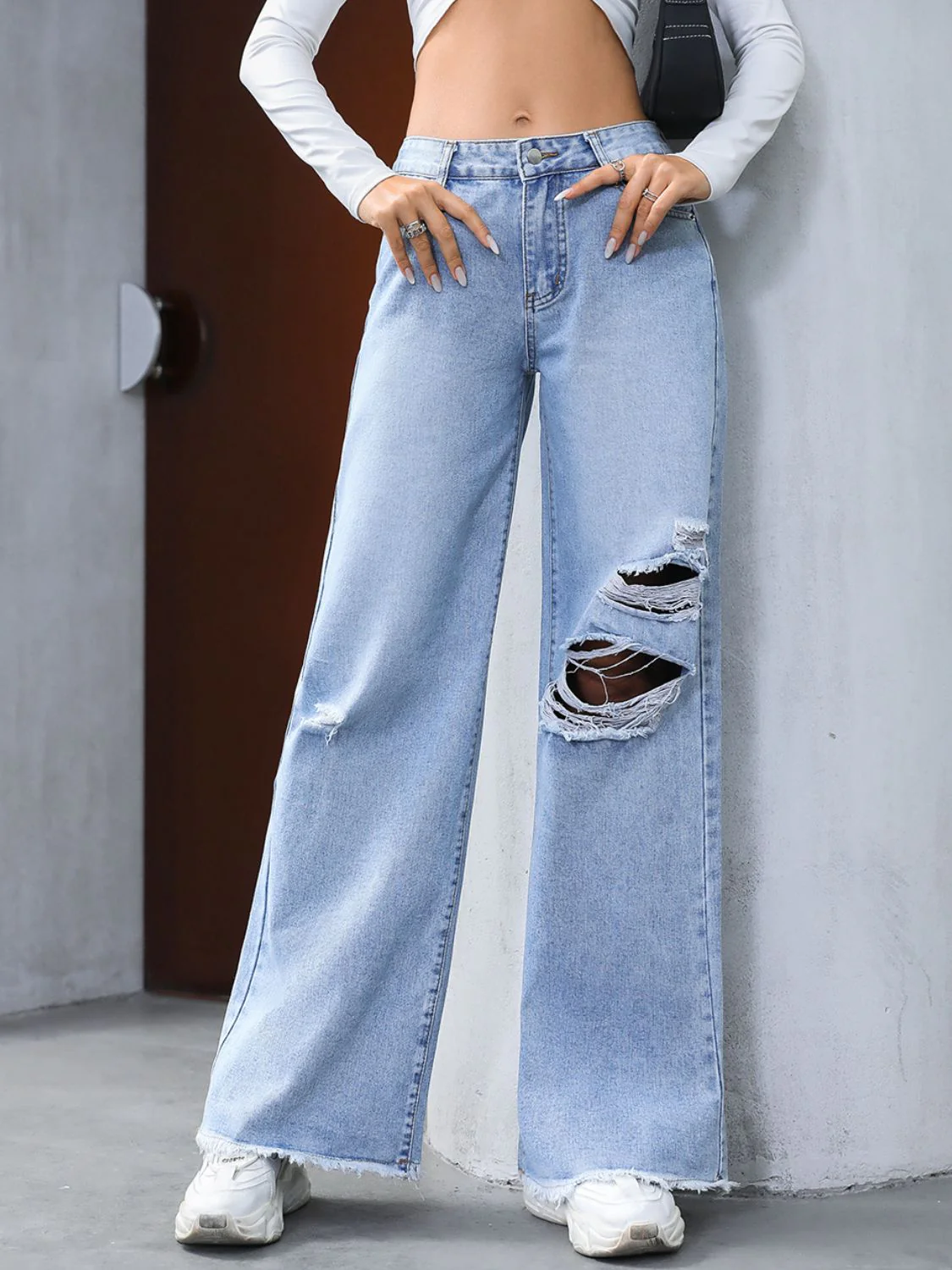 Distressed Raw Hem Wide Leg Jeans - Image 2