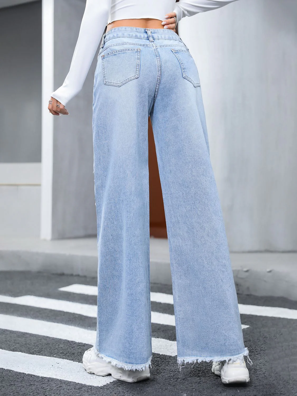 Distressed Raw Hem Wide Leg Jeans - Image 4