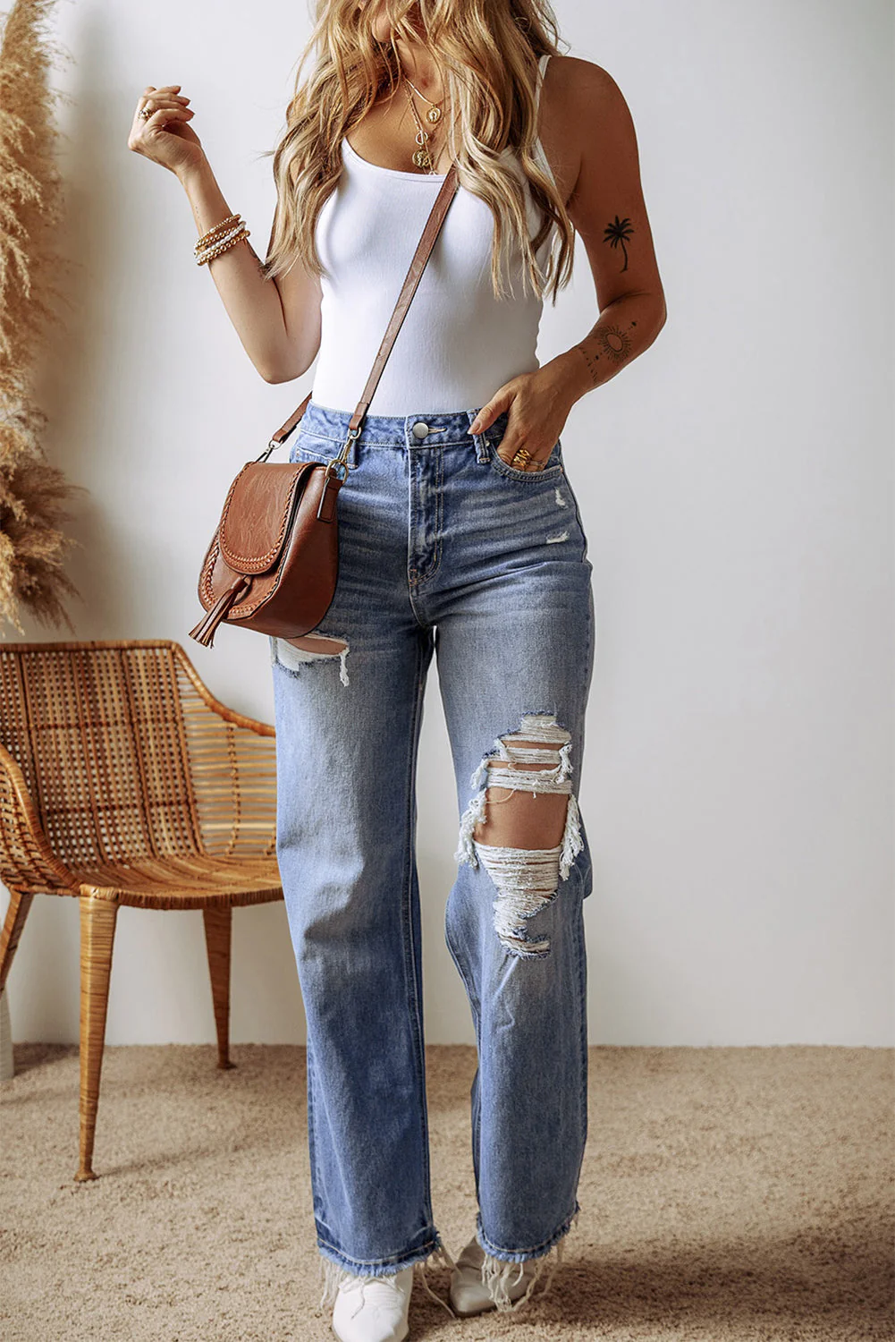 Distressed Straight Leg Jeans with Pockets - Image 4