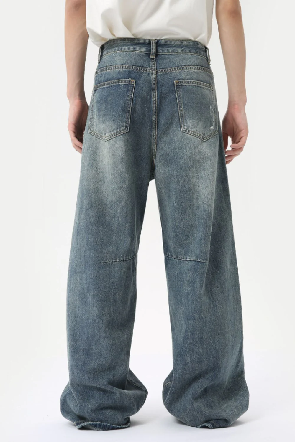 Distressed Wide Leg Men's Jeans with Pockets - Image 3