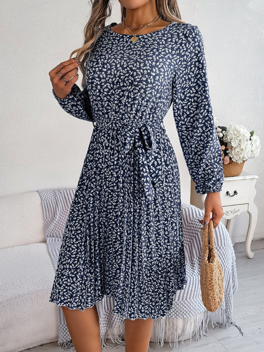 Ditsy Floral Tie Waist Pleated Dress - Image 15