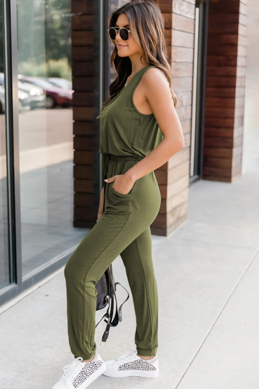 Drawstring Round Neck Sleeveless Jumpsuit - Image 13
