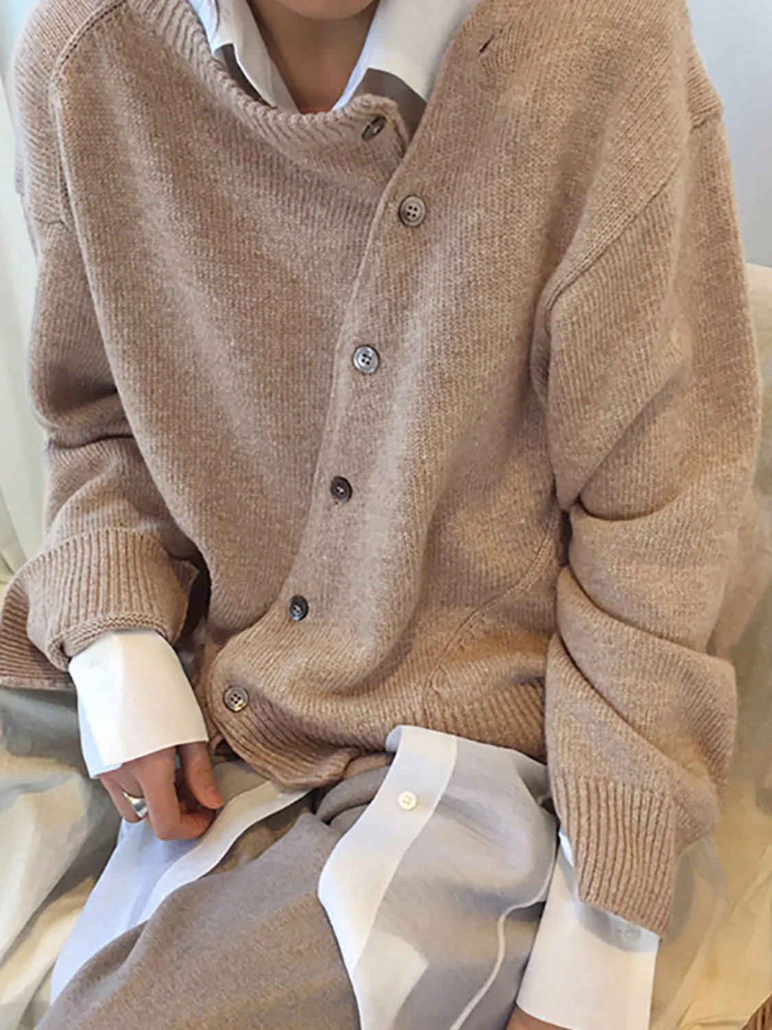 Dropped Shoulder Buttoned Cardigan - Image 3