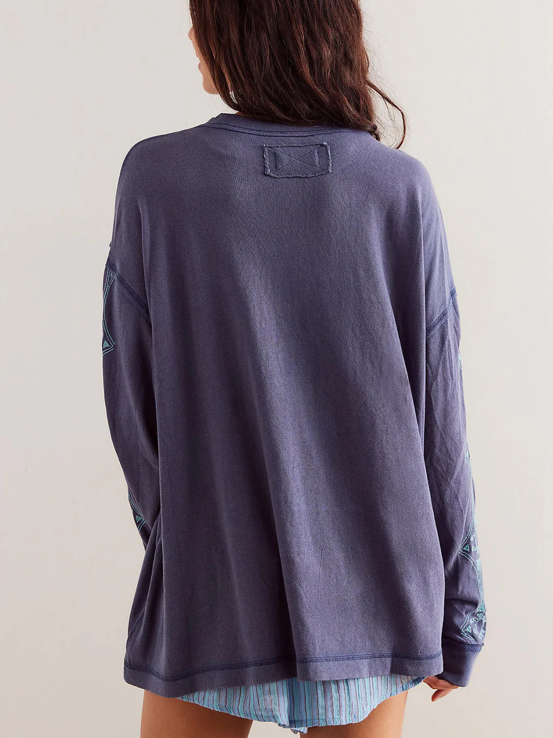 Embroidered Round Neck Long Sleeve Sweatshirt - Image 2