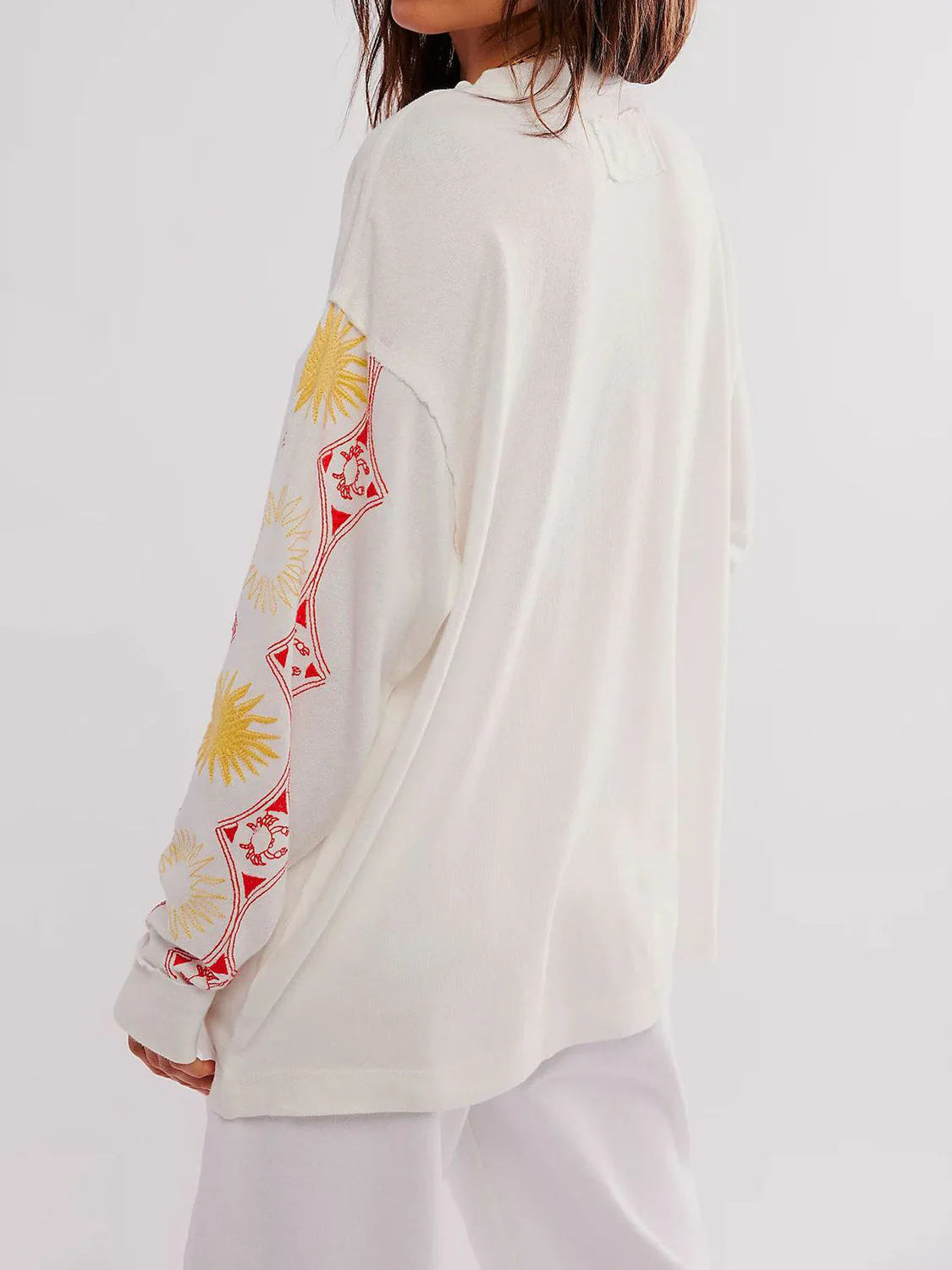 Embroidered Round Neck Long Sleeve Sweatshirt - Image 6