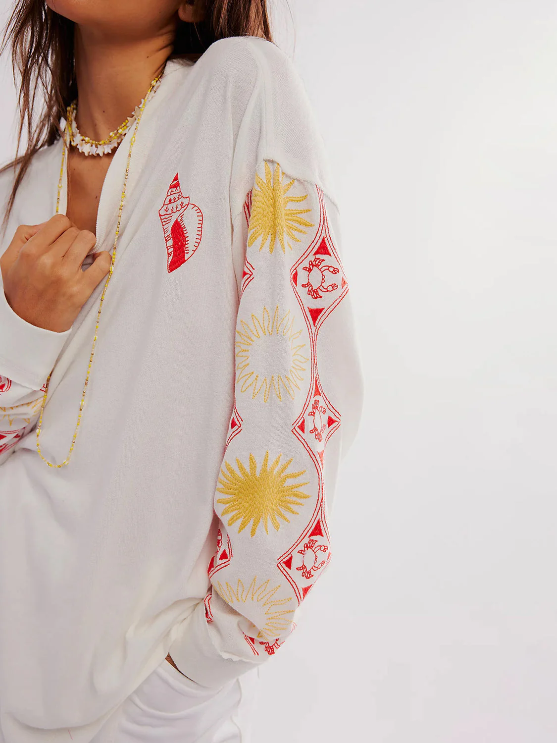 Embroidered Round Neck Long Sleeve Sweatshirt - Image 7