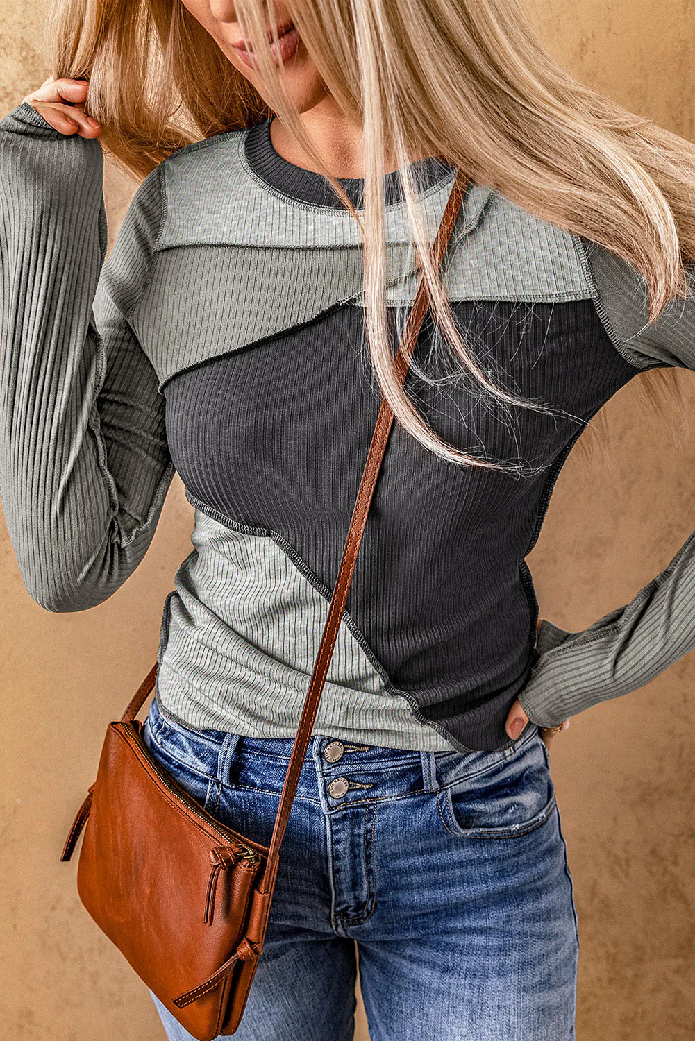Exposed Seam Contrast Round Neck Long Sleeve T-Shirt - Image 10